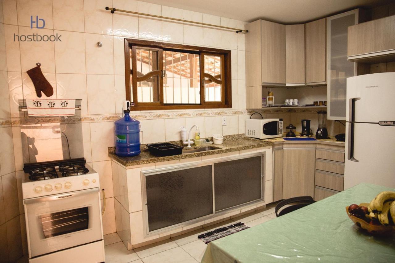 Вилла Casa A 400 M Da Praia Do Centro - Wifi 200Mb - Garagem - Tv 500 Canais - 2 Quartos - Cozinha Equipada - Churrasqueira Риу-даз-Острас Экстерьер фото